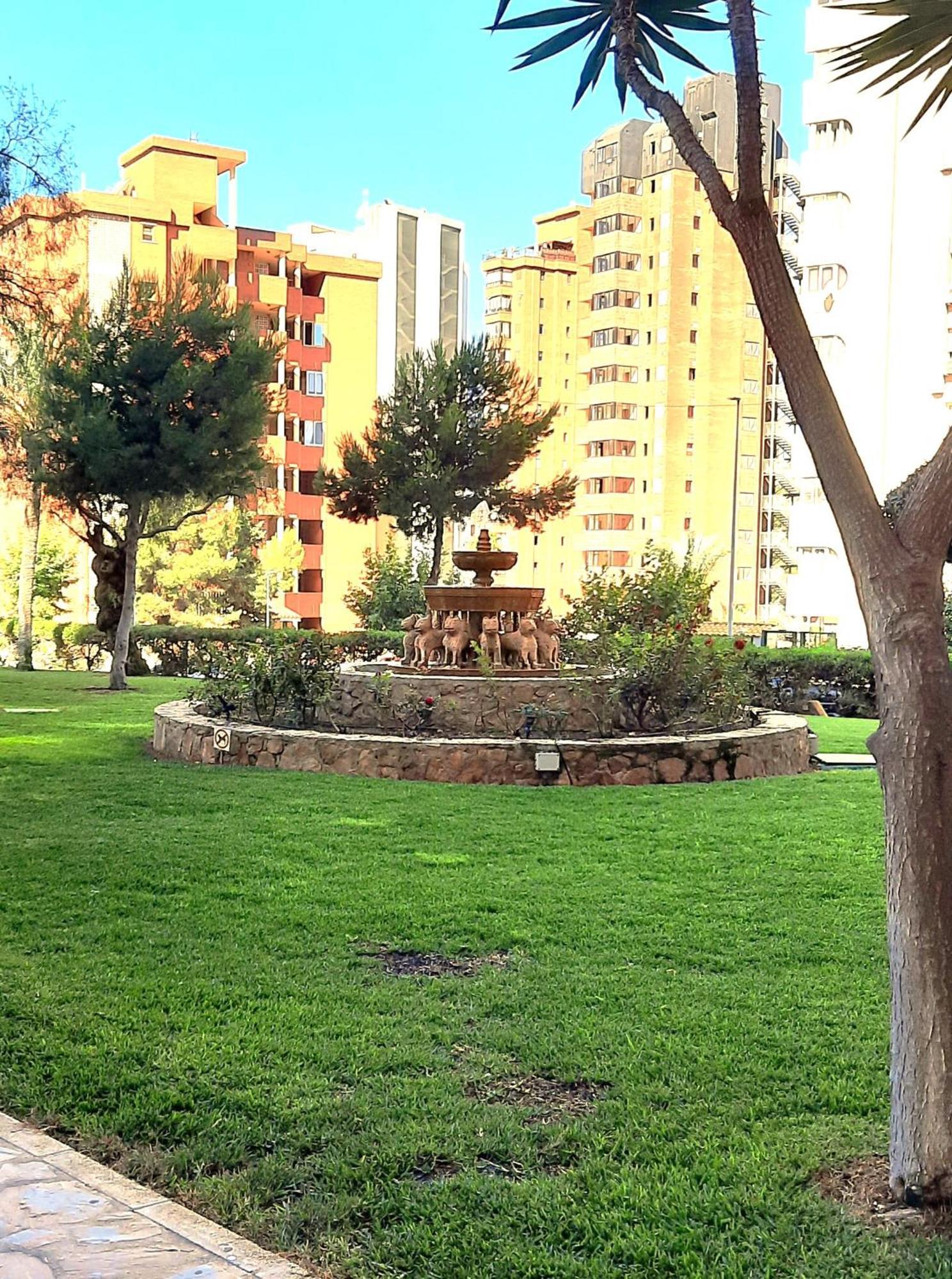 Playmon Holiday Apartment Benidorm Exterior foto